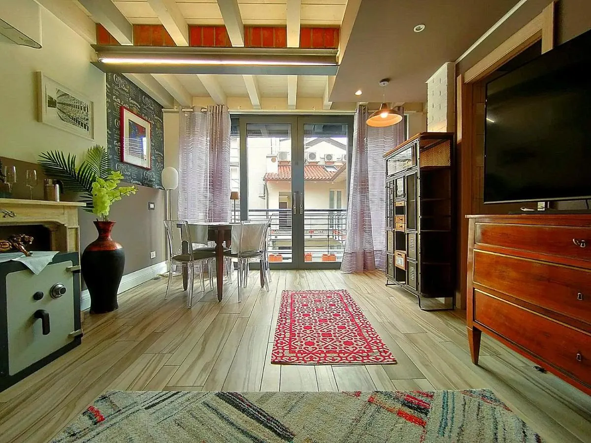 La Locanda Dell'Architetto Como Bed & Breakfast