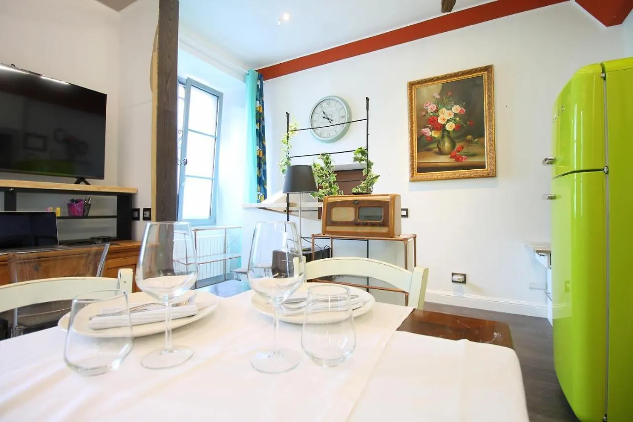 La Locanda Dell'Architetto Bed & Breakfast Como 0*,  Italy